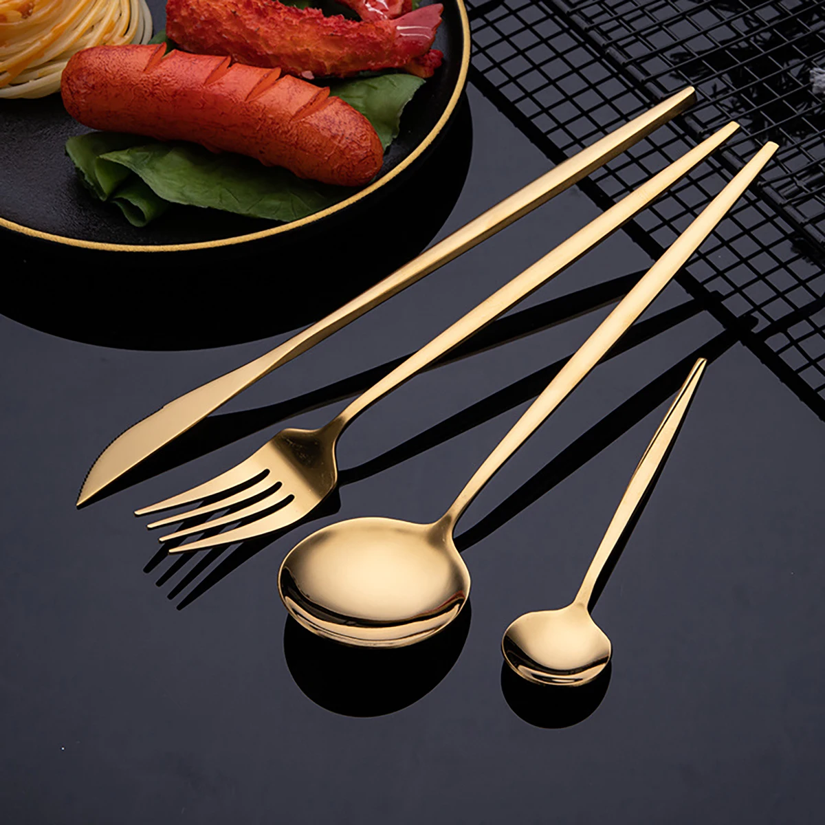 24pcs Gold Flatware Set Stainl – обзор и цена Gold Plated Cutlery